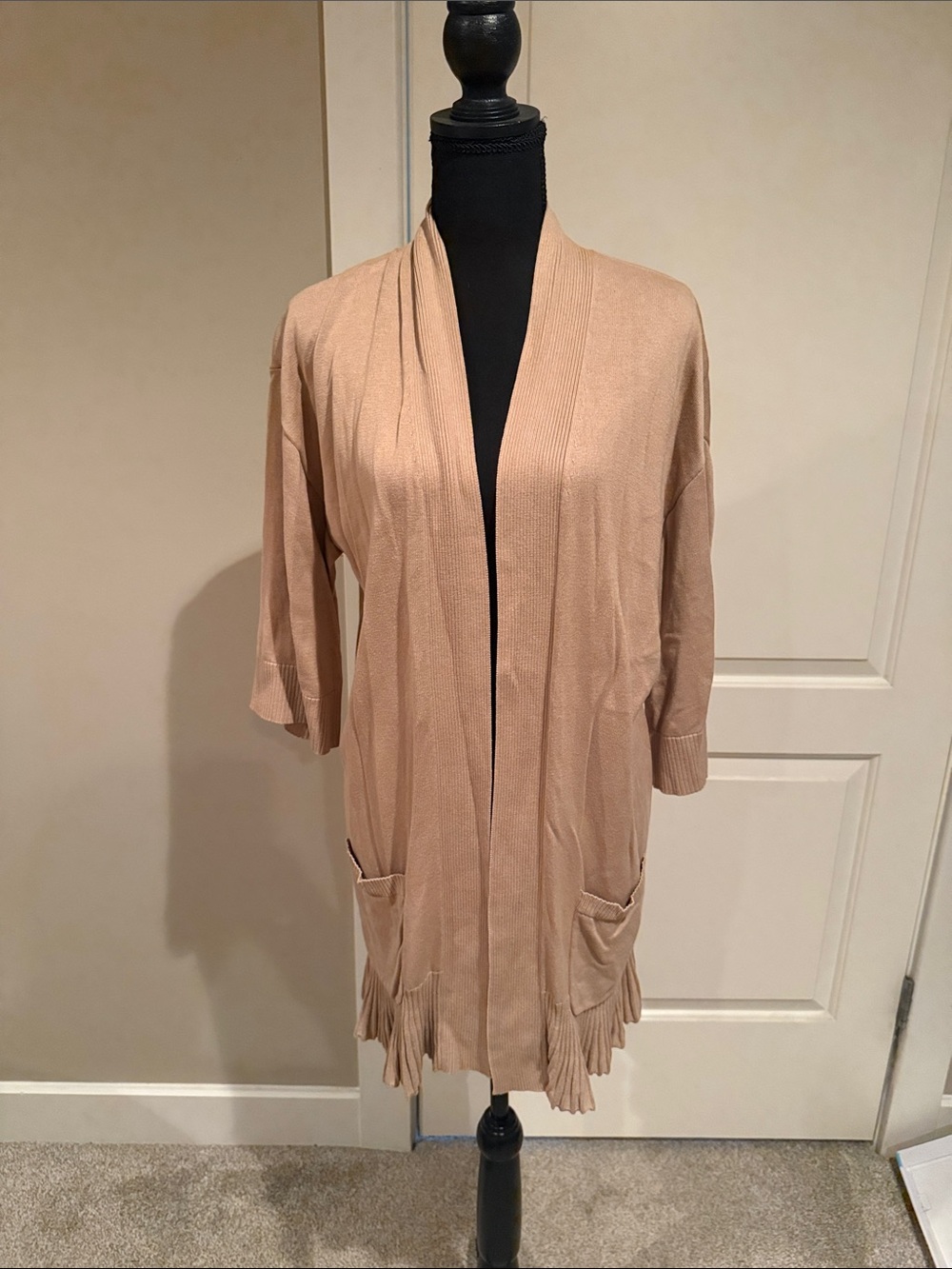 Isaac Mizrahi Open-Front Fringe Cardigan in Beige
